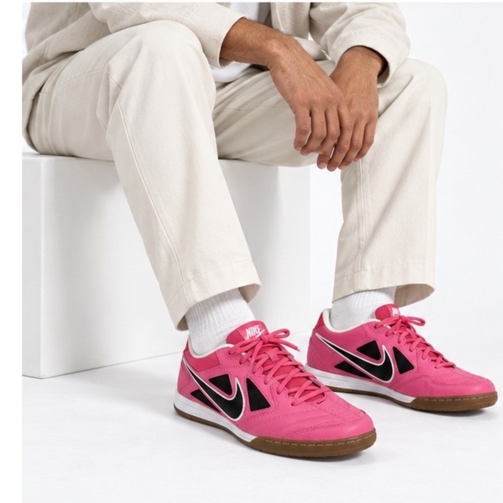 Nike Gato IC Indoor Soccer Shoes Pink Black Gum Sole M13 Athleisure 118-01